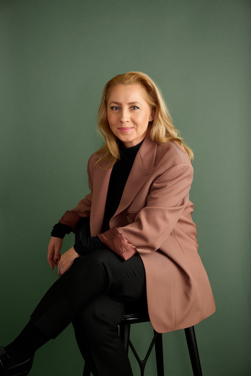 Jennie Skogsborn Missuna_Sittande